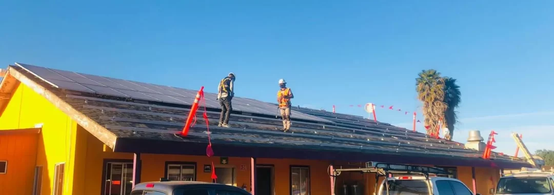 Descubre cómo nuestras soluciones de energía solar y baterías de respaldo en México y California garantizan una autonomía energética eficiente y sostenible para tu hogar o negocio