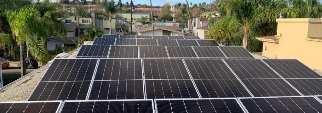 Descubre cómo nuestras soluciones de energía solar y baterías de respaldo en México y California garantizan una autonomía energética eficiente y sostenible para tu hogar o negocio