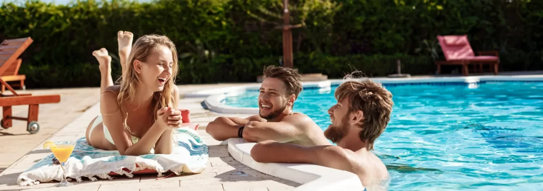 Descubre cómo nuestras soluciones de energía solar y baterías de respaldo en México y California garantizan una autonomía energética eficiente y sostenible para tu hogar o negocio