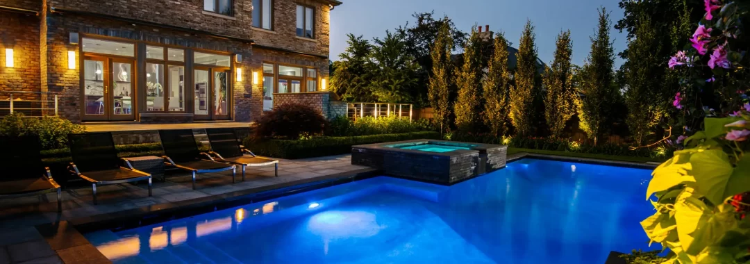 Descubre cómo nuestras soluciones de energía solar y baterías de respaldo en México y California garantizan una autonomía energética eficiente y sostenible para tu hogar o negocio